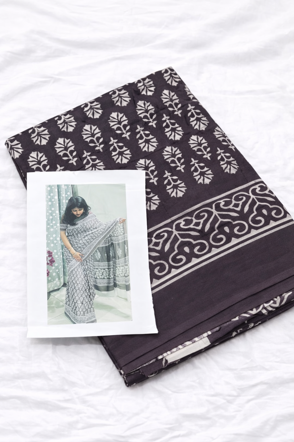 Mulmul cotton saree with blouse